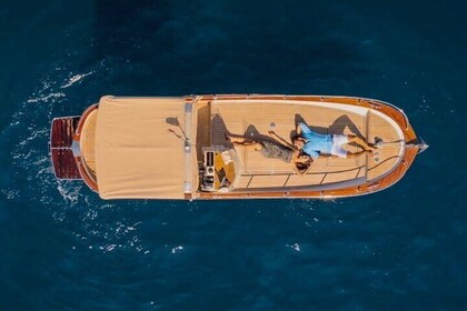 Dolce vita in Gulf of poets