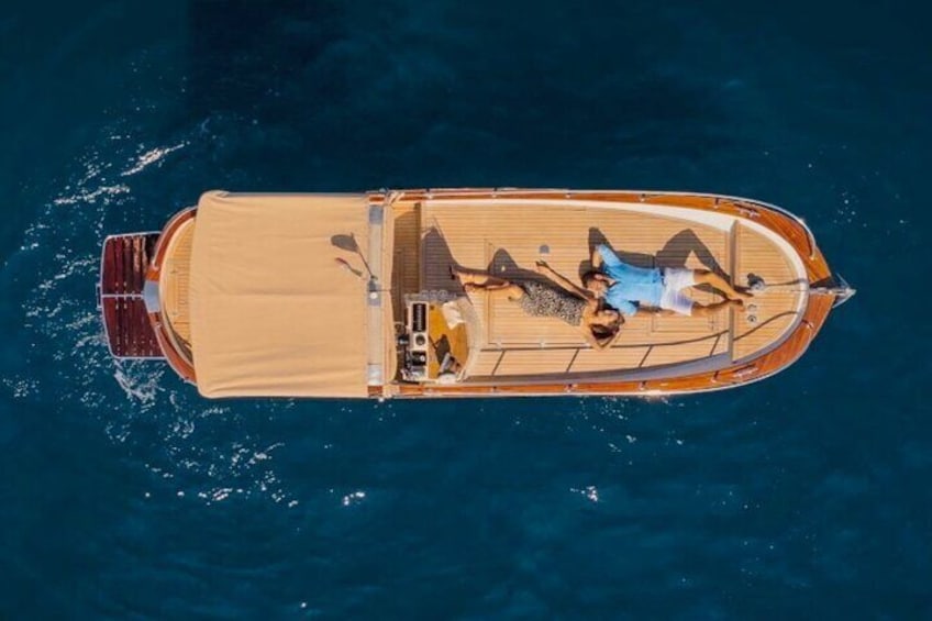 Dolce vita in Gulf of poets