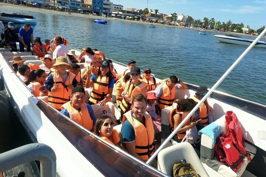 Private Full Day Tour in Paracas Ica