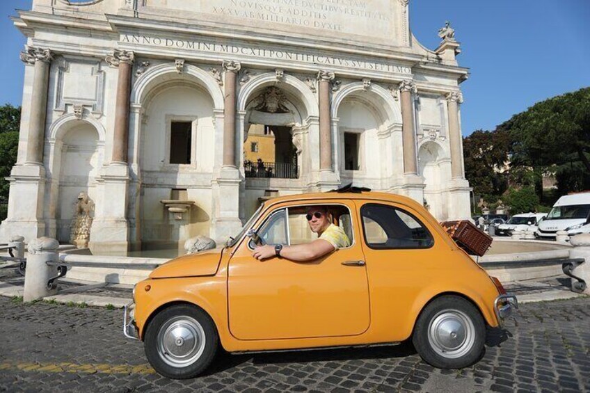 Private Fiat 500 Retro Car Tour with Professional Photoshoot