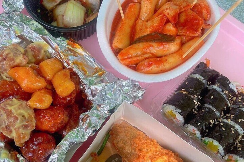 Delicious food! Kimbab, Fried Chicken, Fried Pepper, TTeokbokki and more!