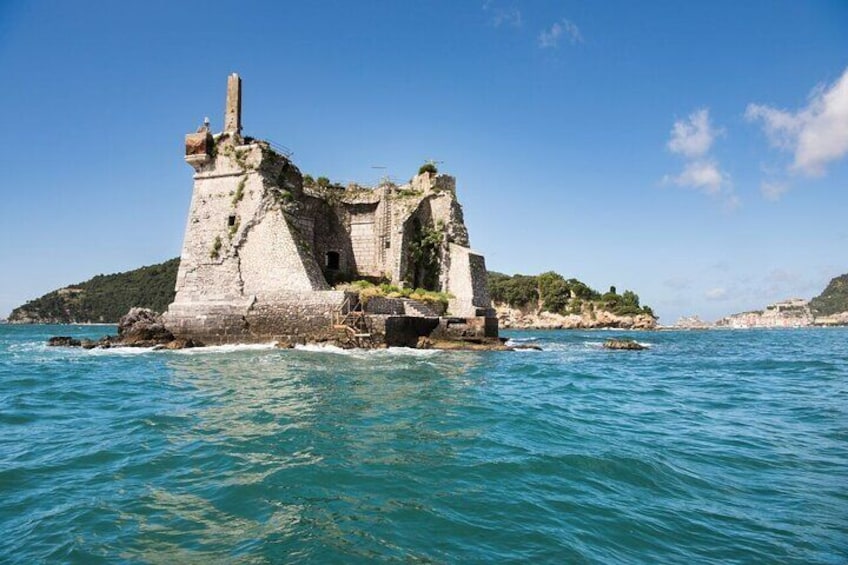 Scola Tower, Portovenere