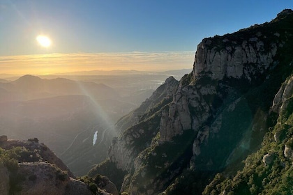 Montserrat mycket tidigt på morgonen, mycket liten grupp