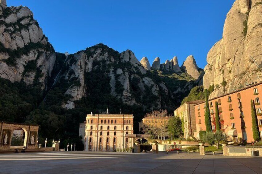 Montserrat: be the first or the last visitor! From Barcelona