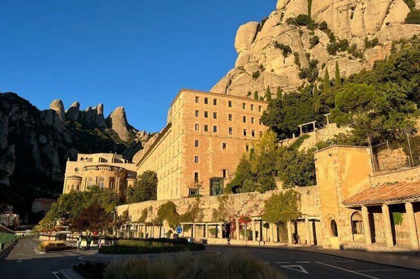 From Barcelona: Be the first tourist in Montserrat! almost private