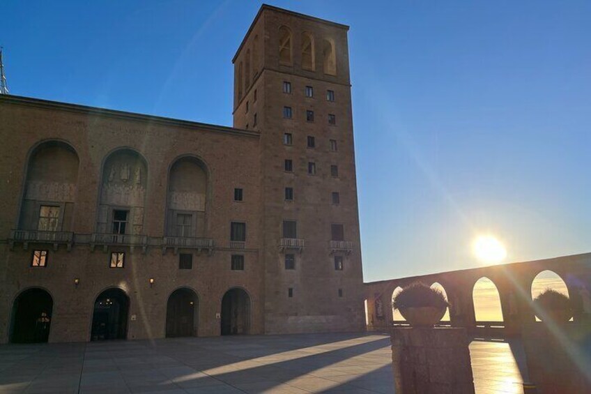 From Barcelona: Be the first tourist in Montserrat! almost private