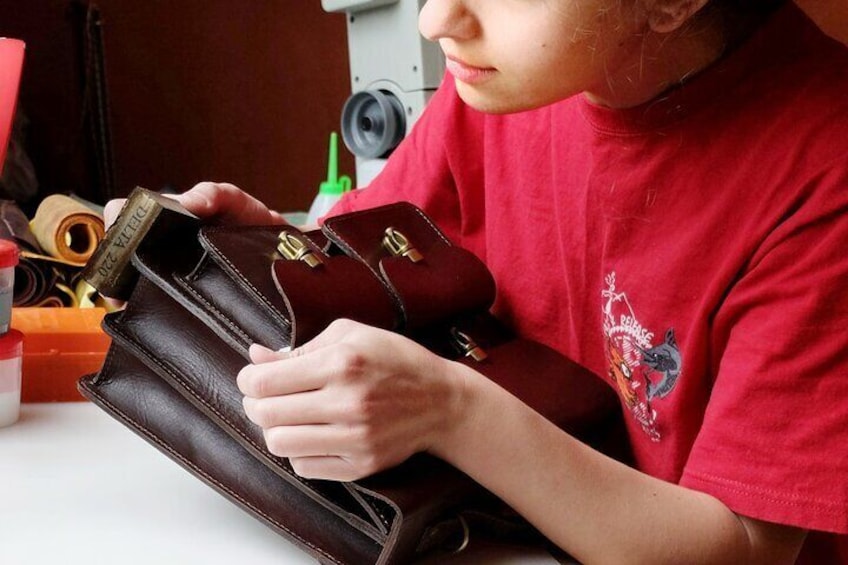 Leathercrafting Workshop at Skautské institut 