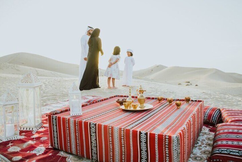 Desert Safari Tour in Abu Dhabi with Sand Boarding and Camel Ride