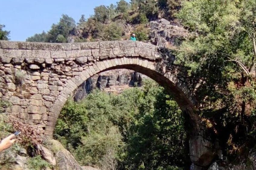 Full Day by the bridges and waterfalls of Cabreira and Gerês