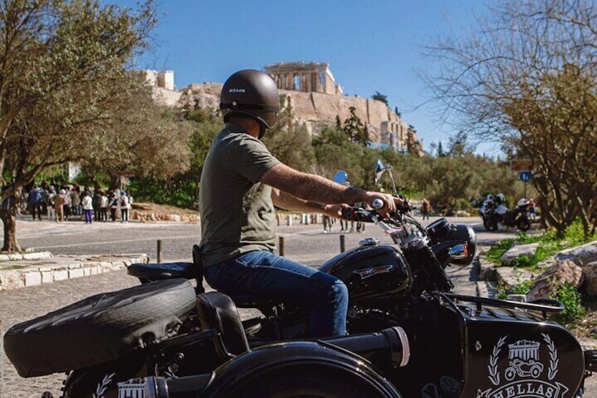 VIP Private Tour of Athens Acropolis & Plaka in a Sidecar