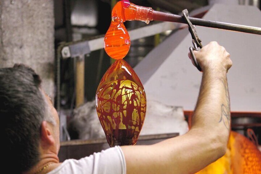 Murano Glass Demo and Water Taxi Transfer to Glass Factory