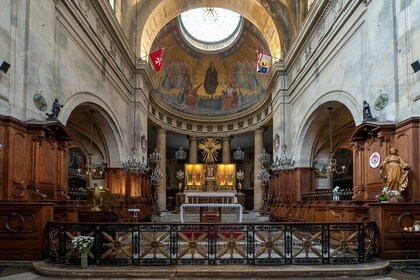 Private Church Tours in Paris