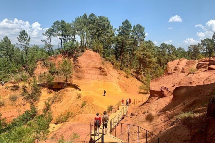 Roussillon ocher trail