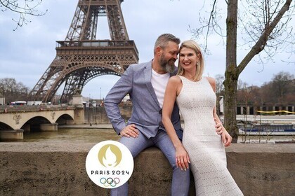 Photo Session in Paris Photographer at the Eiffel Tower