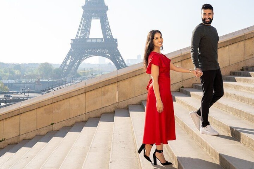 Photo Session in Paris - Photographer at the Eiffel Tower 