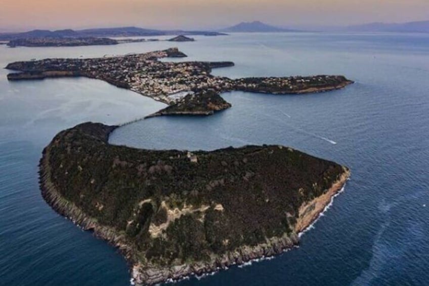 Kayak tour Procida Island full day (Amalfi coast)