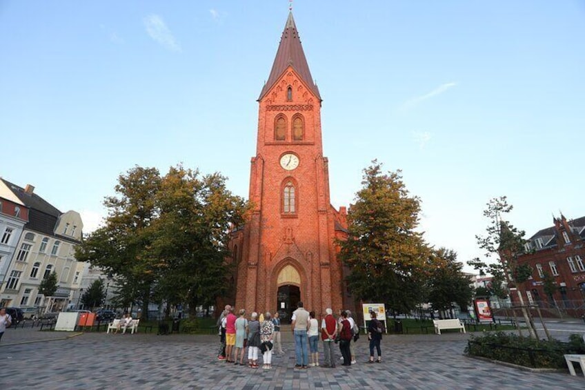 Guided tour of the seaside resort of Warnemuende