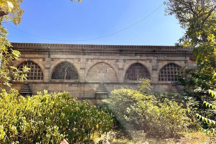 Lattice of Sidhi Seyaad Mosque