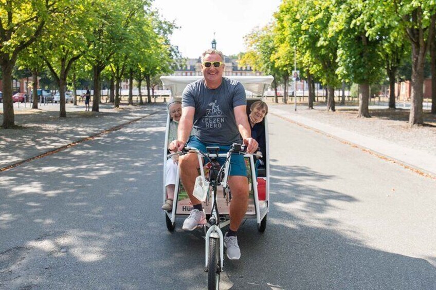 Private guided rickshaw city tour in Munster