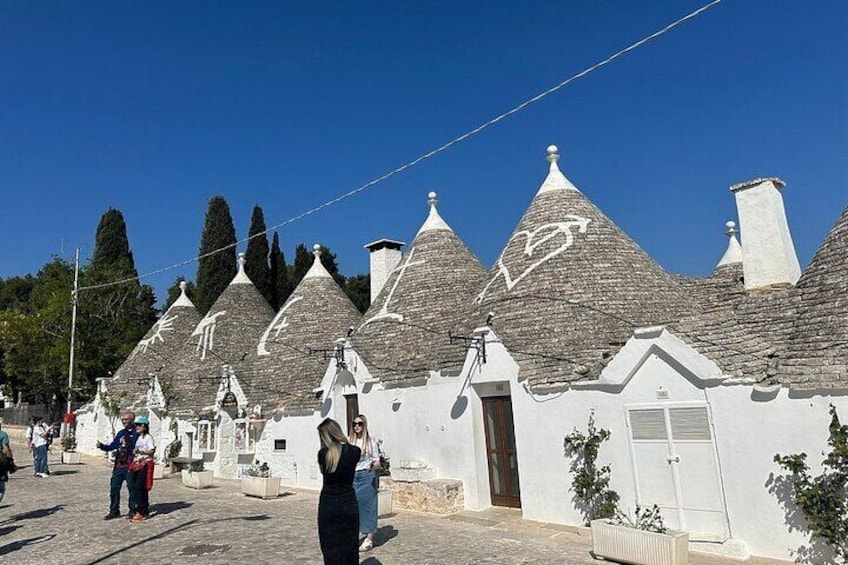 Unesco zone tour: experience the magic of Matera and Alberobello 