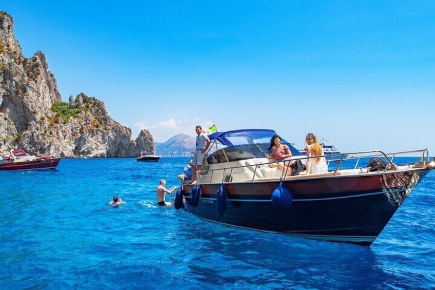Best Capri Boat Tour