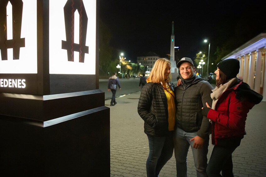 Riga's Night Photoshoot Tour