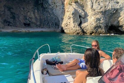 Private Boat Tour-Elafiti islands,Blue and Green Cave,Sandy Beach