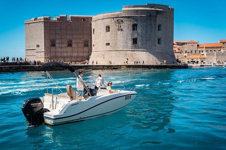 Private Boat Tour-Elafiti islands,Blue and green cave,Sandy Beach