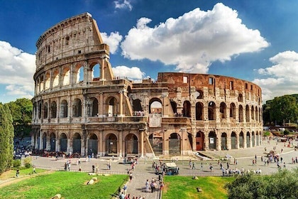 Skip the Line Tour Colosseum and Imperial Forums