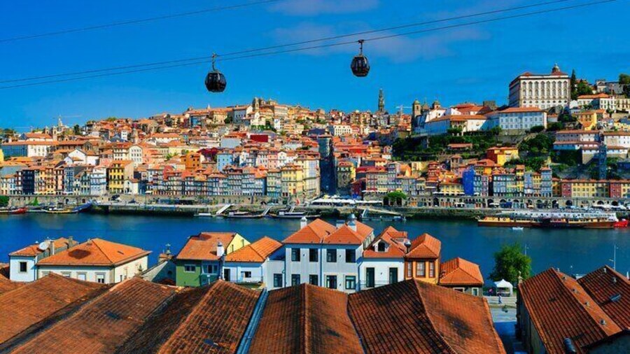 Porto Highlights: The best of Porto City Walking Tour