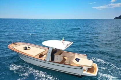 Sunset boat tour on the Amalfi Coast