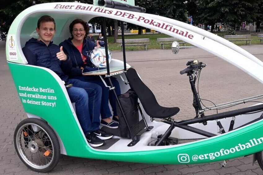 Individual City Tour - 
Rickshaw Sightseeing in Berlin