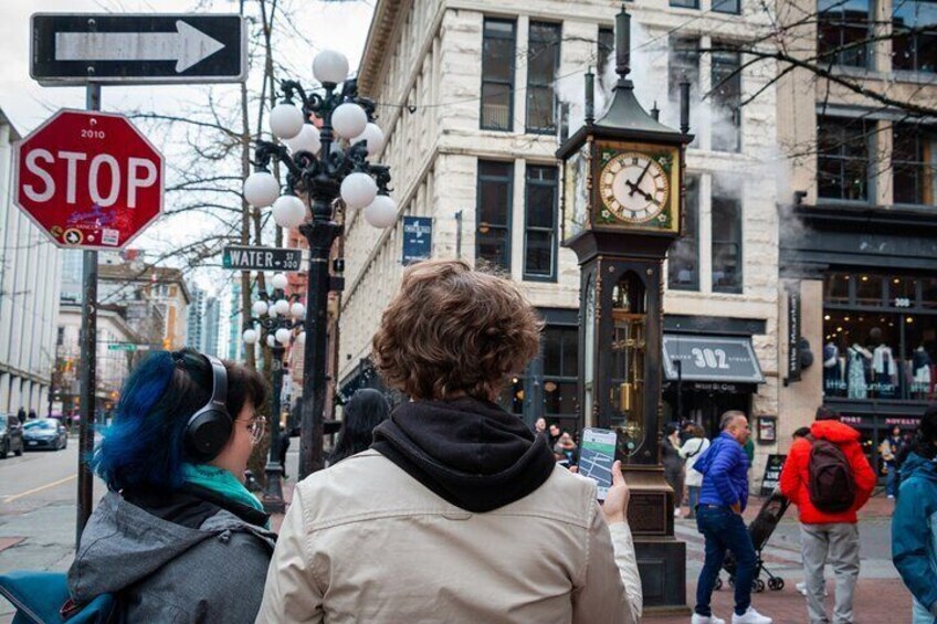 See the most popular sights in Gastown!