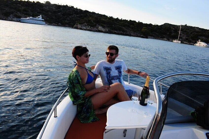 Private Cruises with Luxury Ribs in Greece