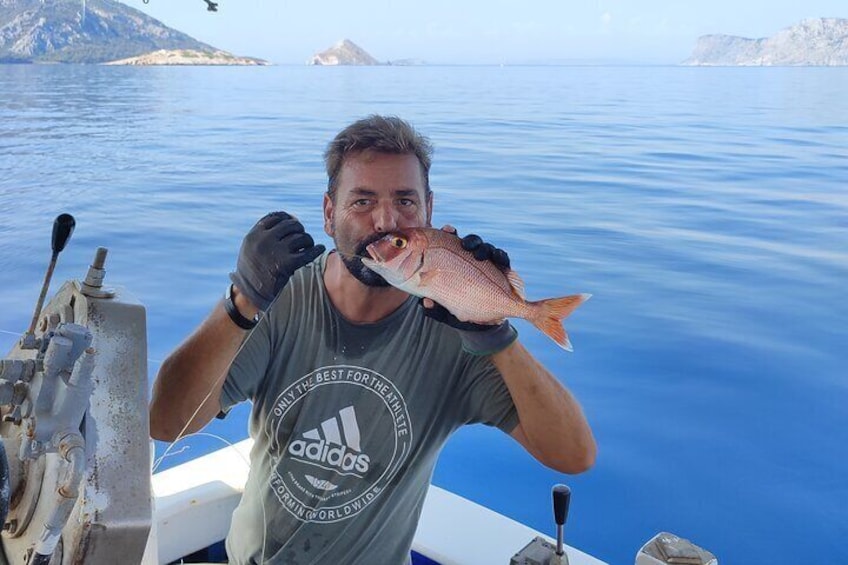 Captain Yiannis in action: fishing is alove affair
