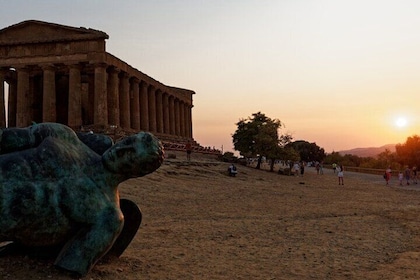 Agrigento - Besök av Tempeldalen upplyst från Palermo