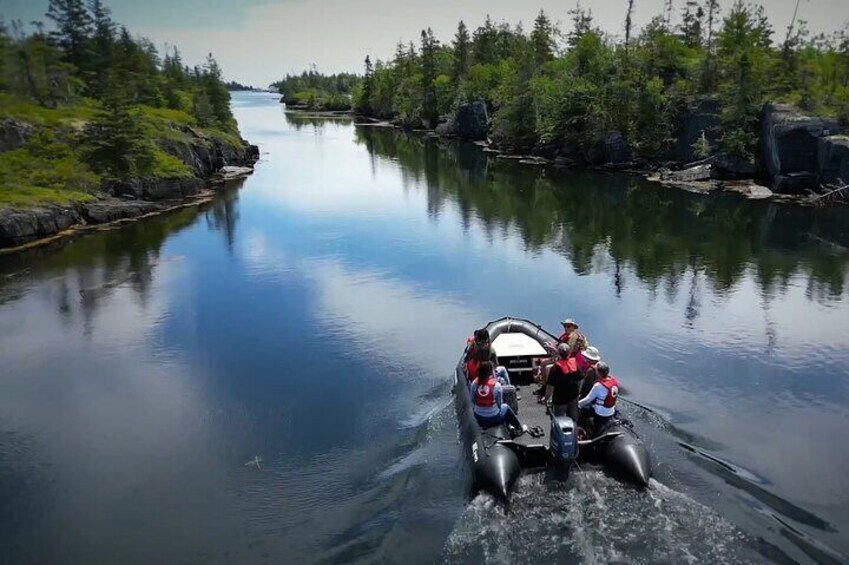 2-Hour Zodiac Coastal Tour in Lunenburg