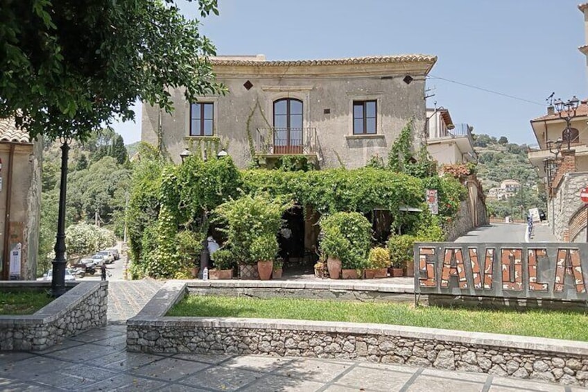 Private and Guided Tour The Godfather, Savoca and Forza D'Agrò