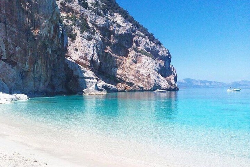 From Cala Gonone: Dinghy trip in the Gulf of Orosei