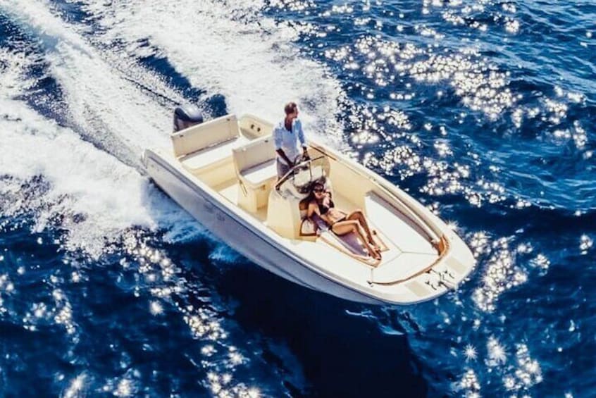 Rent Boat Invictus FX190 8 Seats with All Extras for 4-Hours