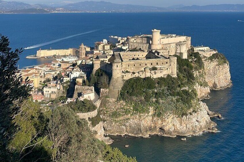 Tourist boat tour of the Gaeta peninsula