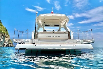 Private boat tour from Naples to Capri+Amalfi Coast JEANNEAU DB43