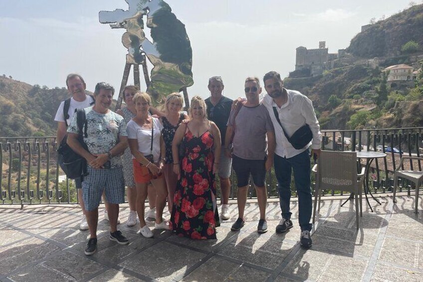5-hour guided tour of Savoca and Taormina from the Port 