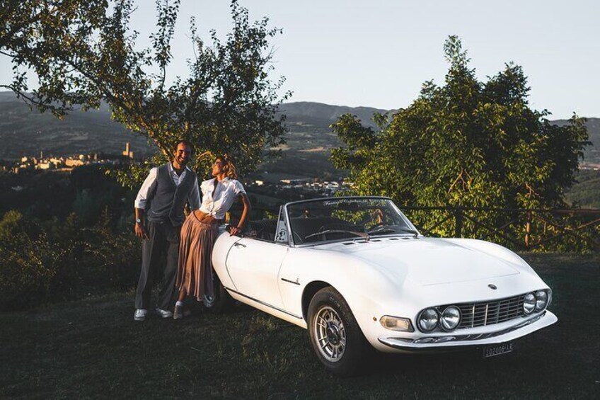 Half-Day Private Guided Tour with Classic Vintage Cars in Tuscany