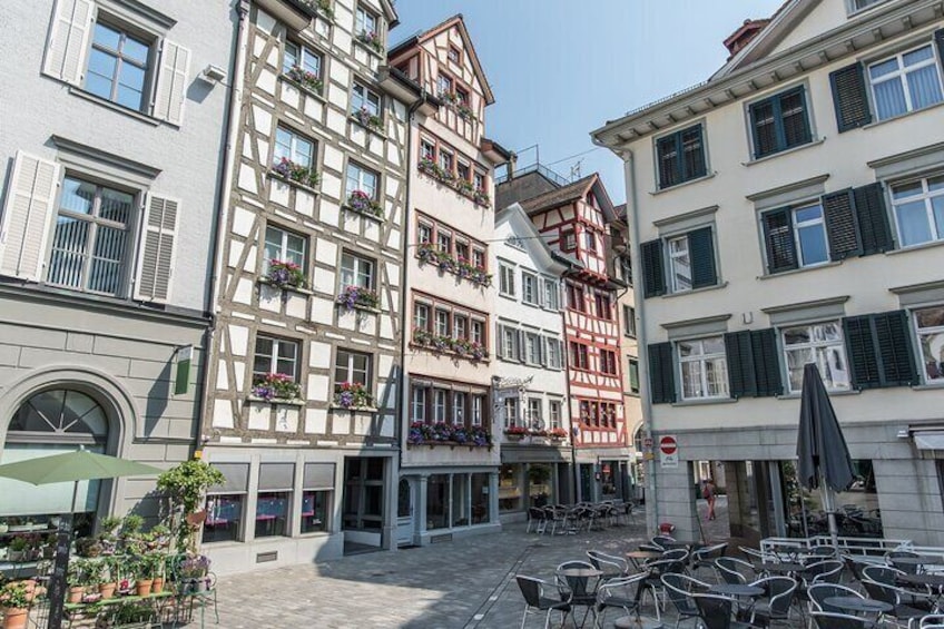 View from Grüningerplatz to Schmiedgasse