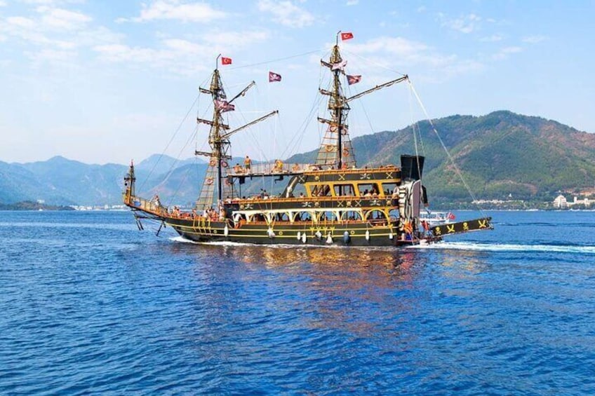 Antalya Full Day Pirate Boat Tour with Lunch