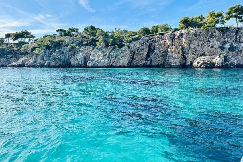 Mallorca: Private Boat Tour and Snorkel in Palma de Mallorca