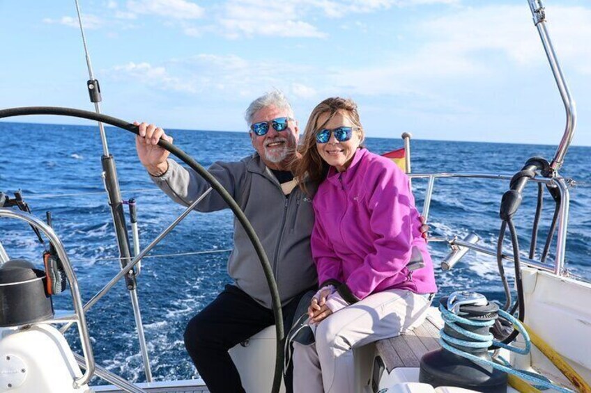 2hrs Private Sailing Tour in Barcelona with Skipper