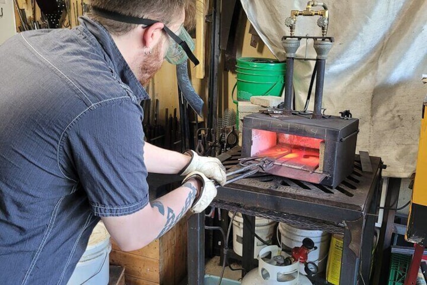 2 Hour Blacksmithing Craft Class Activity in Niagara.