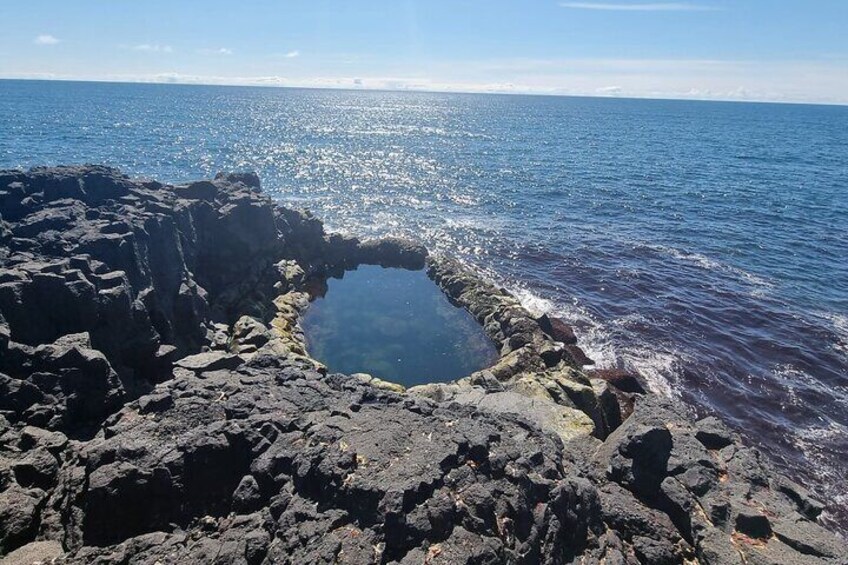 Reykjanes Peninsula Private Volcano Hike and Sky Lagoon Spa Tour